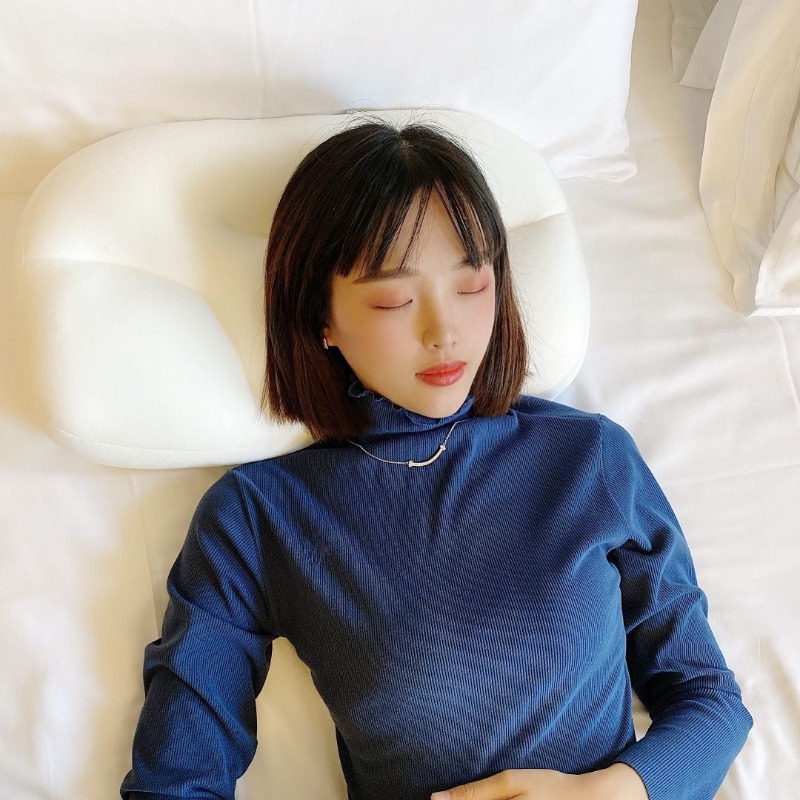 Almohada ergonómica de espuma viscoelástica para soporte de cabeza y cuello, cojín de masaje multiposición para relajación y alivio de la postura en forma de huevo)