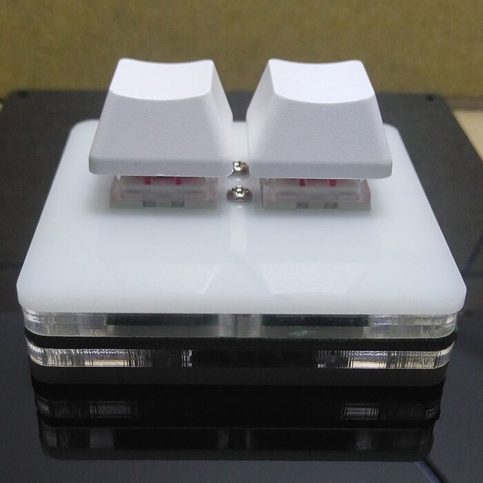 Shortcut Keyboard The Game Hangs Up and Automatically Clicks the Hardware Script One-key Switch