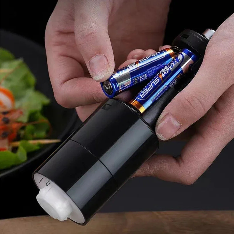 Elektrisk automatisk kvern pepper- og saltkvern med ledet-lys justerbar grovhet krydderkvern kjøkken matlagingsverktøy