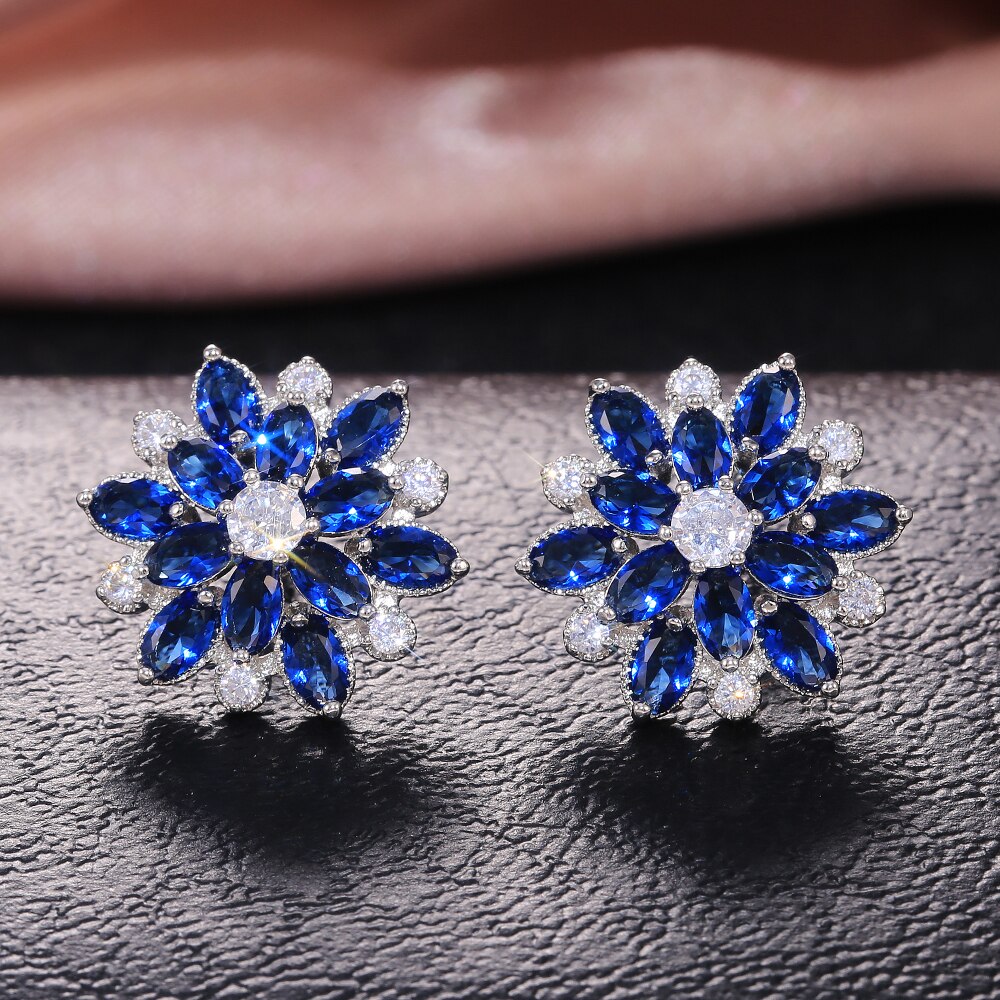 Huitan Gorgeous Big Flower Stud Earring for Women Wedding Engage Dance Party Noble Brilliant Zircon Stone Earrings: E378