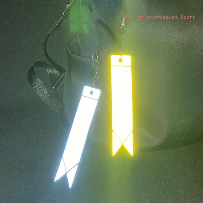 Riflettore con catene portachiavi riflettente ciondolo riflettente in PVC ciondolo riflettore per bambini per zaino da ciclismo per borsa da scuola