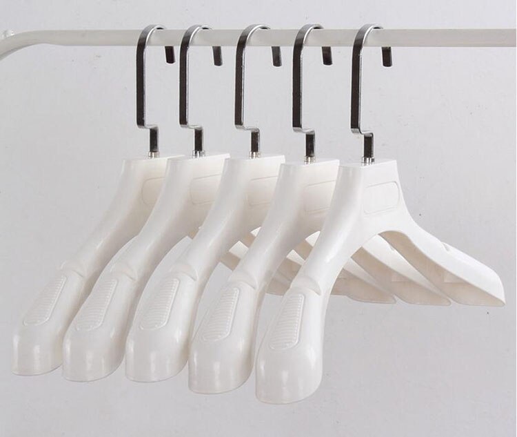 Cabide plástico branco grosso da roupa do ombro largo para o vestuário e a pele dos revestimentos (8 peças/lote)