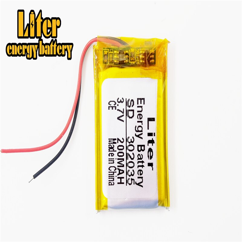 3.7V batteria ai polimeri di litio 302035 032035 200MAH MP3 MP4 giocattoli di piccole dimensioni con bordo di protezione