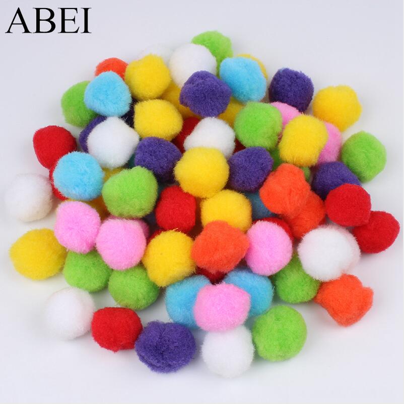 100 stks/partij Mix Kleuren Pompom DIY Handgemaakte Craft Furball Zachte Pluizige Pom pom ballen voor Wedding party Scrapbooking Woondecoratie: 30mm