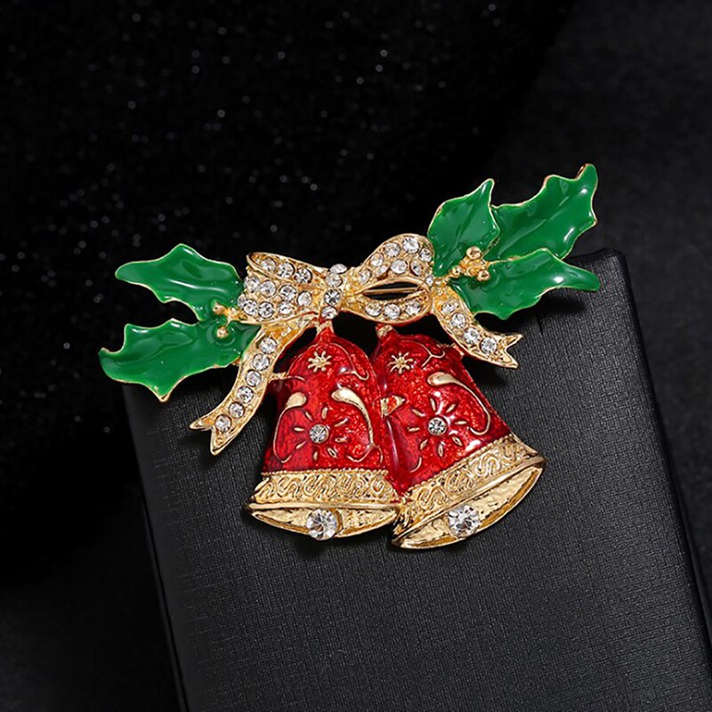 Portable Christmas Pins Wreath Ladies Brooches Lots Shape Brooch Pin