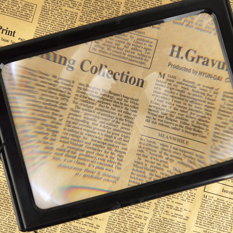 Full page desk top magnifier, old man reading magnifying glass, LED lamp, old man, elder brother, reading