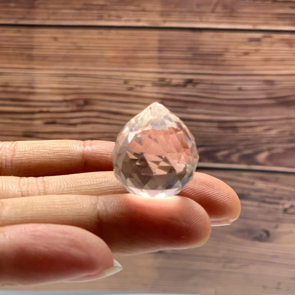 10 pz 20 MILLIMETRI Feng Shui Appeso Facted Sfera di Cristallo Prismi Lampadario in Vetro Parti Suncatcher Pendente FAI DA TE Appeso Ornamento