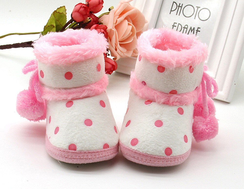 25 # Baby Mädchen Jungen Sanft Booties Plus Samt Weiß Boden Polka Punkt Kleine Haar Ball Erwärmung Schuhe Knöchel Spitze baumwolle Schuhe