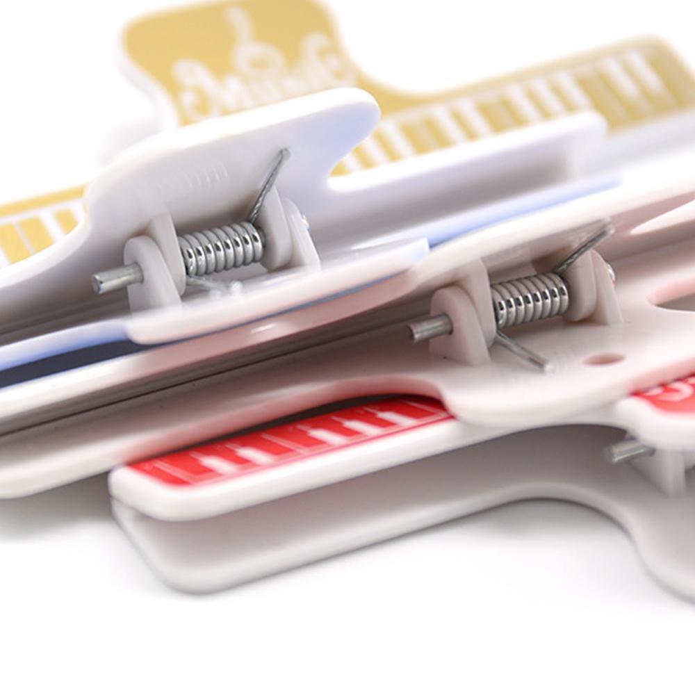 1 Pieces 15cm Plastic Piano Sheet Music Fixed Clip Book Musical Violin Holder Instrument Pianist Paper Guitar Accessories Z0J9