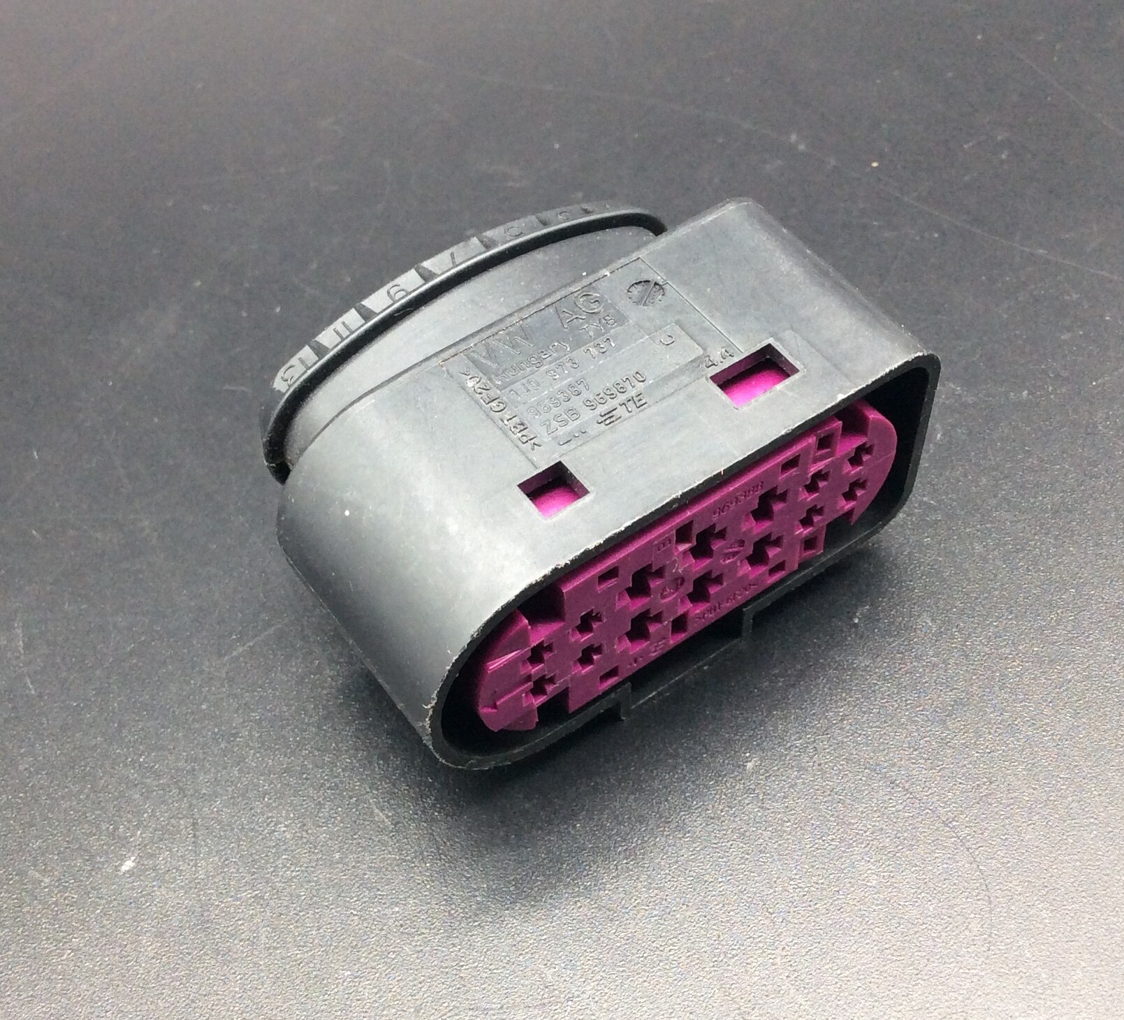 1pc for Ford Focus automatic headlight plug connector terminal 14PIN wire line cable housing