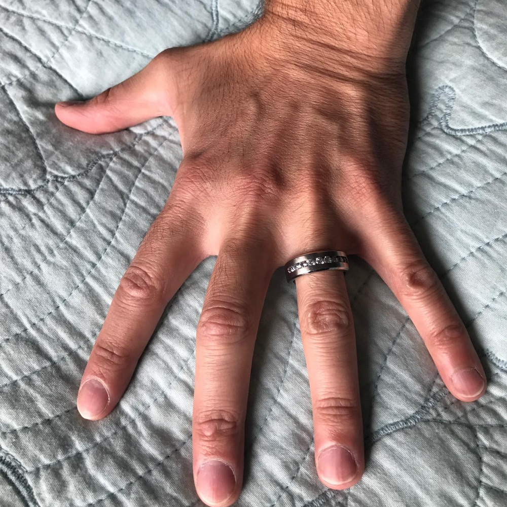 Anillo de boda de acero de titanio para hombre, 8mm, nueve canales grandes, juegos de piedras de Circonia cúbica, joyería de aniversario de boda