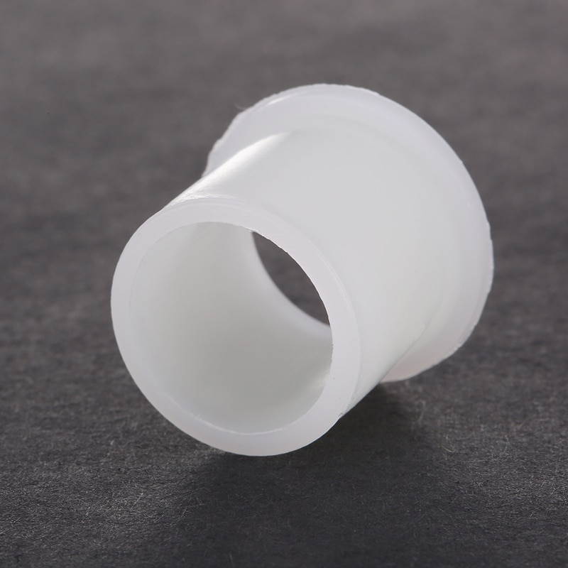 Diameter 20mm vit plastgenomföring
