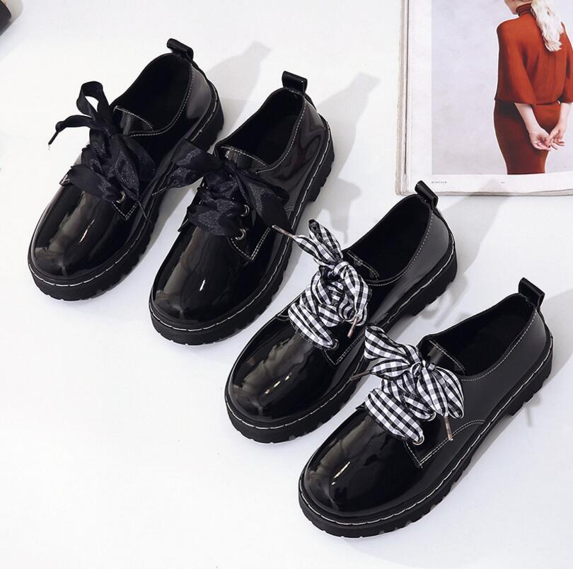 JOKSD Klassieke Schoenen Vrouwen Casual Ronde Neus Zwarte Oxford Schoenen voor Vrouwen Flats Comfortabele Slip op Vrouwen Schoenen Brogue l228