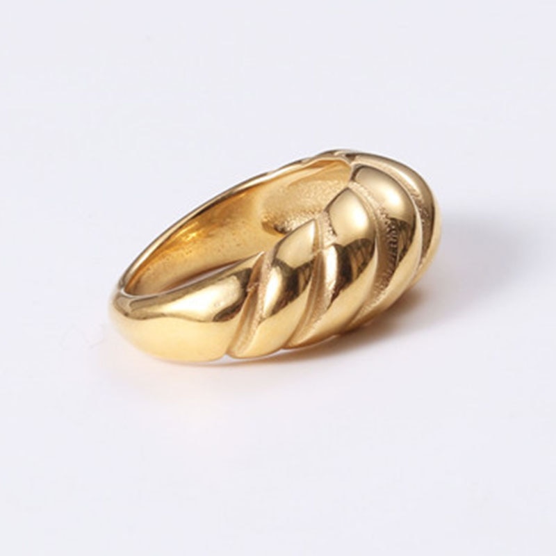 Rustfrit stål guld crosissant kuppel ring til kvinder geometri diagonal stribe bred hale ring