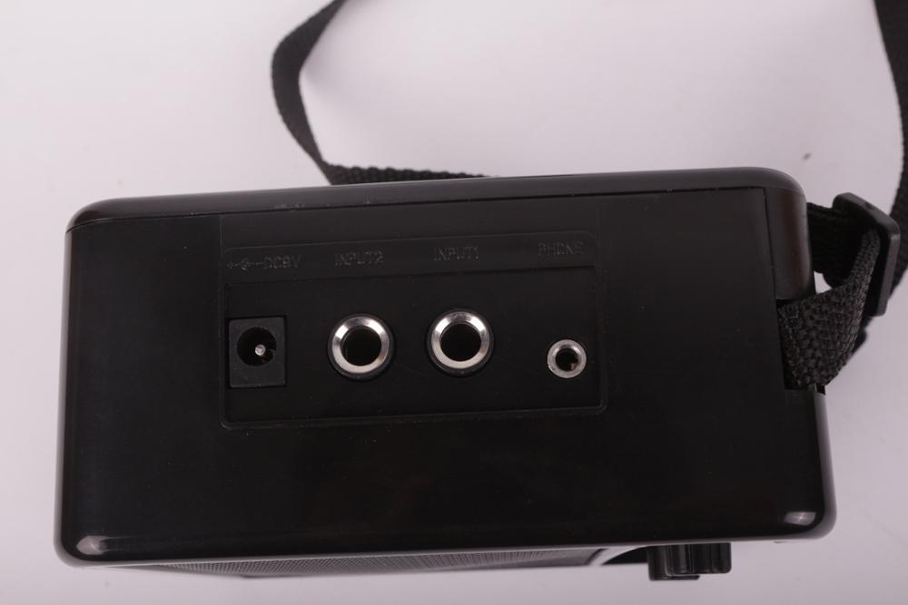 good mini 5 Watt W electric acoustic travel portable amplifier