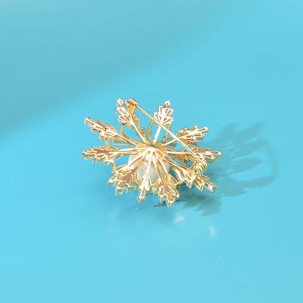 CINDY XIANG Cubic Zirconia Snowflake Brooches For Women Copper Jewelry Double Layer Pin Brooch Wedding Accessories