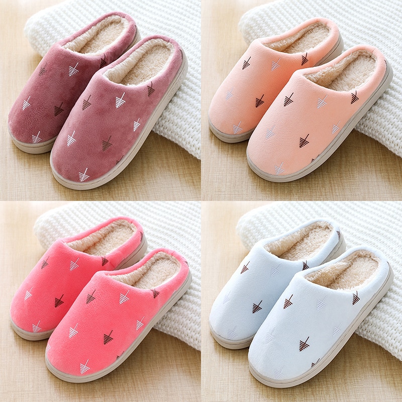 4 Pairs Women Winter Slippers