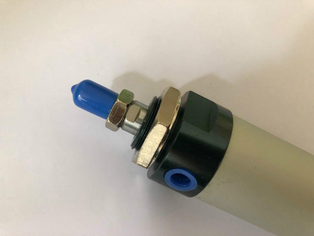 MAL40 Mini Cylinders CA Bore 40mm Stroke 25-200mm Rod Single Double Action Pneumatic Aluminum Alloy Pneumatic Cylinders