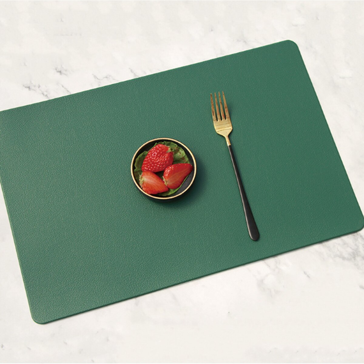 Placemat Leather Table Mats Heat Resistant Wipeable Waterproof Washable Kitchen Dining Patio Table Placemats Outdoor 30x45cm: Green