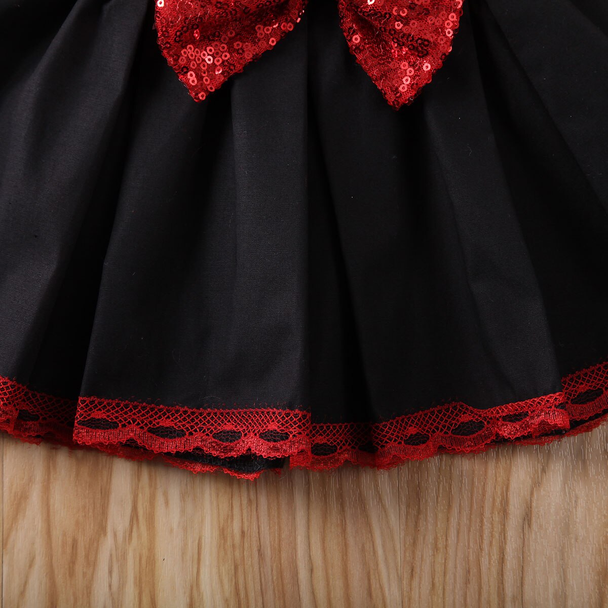 6M-4Y Bambino Del Capretto Del Bambino Delle Ragazze Vestiti Set Principessa Paillettes T Shirt + Bow Gonne Abiti per Bambini Ragazze Festa di Compleanno Costumi