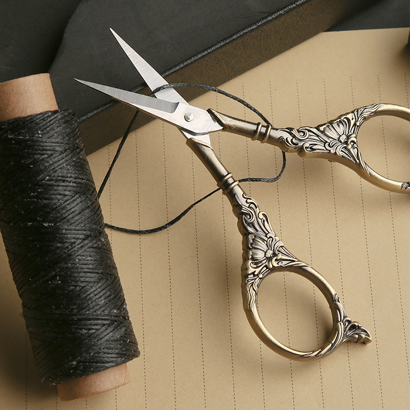 SHWAKK 1PCS Embroidery Scissors Multicolor Antique Thread Cutter Retro Scissor Stainless Steel Suitable for Fabric