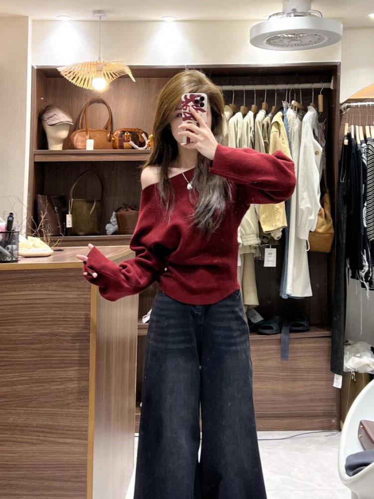 Otoño Invierno Beige fuera del hombro botón manga larga suéter mujeres francés gris versátil corto tejido Top tendencia