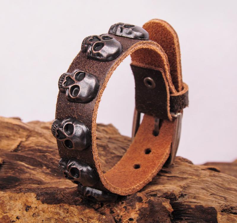 G526 Brown Vintage Texture Leather Studded Skull Single Wrap Bracelet Cuff Biker: Default Title