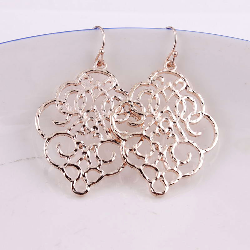 Vintage bohemiska guld filigran marockanska statement dangle örhängen för kvinnor enkla smycken örhängen