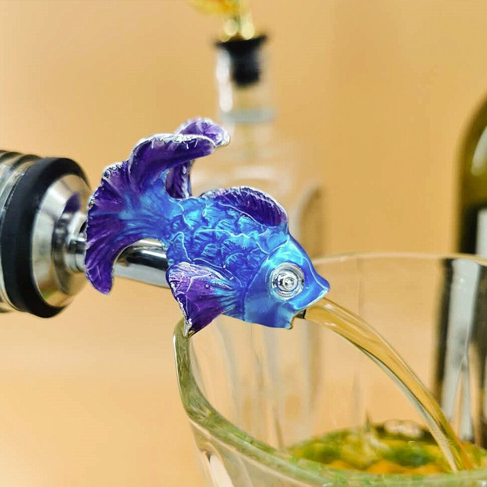 1Pcs Jagermeister Wine Pourer Zinc Alloy Deer Elk Lion Bull Wine Stopper Drinks Bar Tools Night Club Bar Accessories