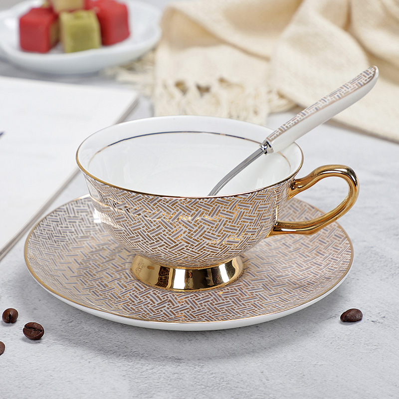 Yefine porslin kaffekoppar vintage keramiska koppar och fat ställer kinesiska tekopp drinkware för kaffe
