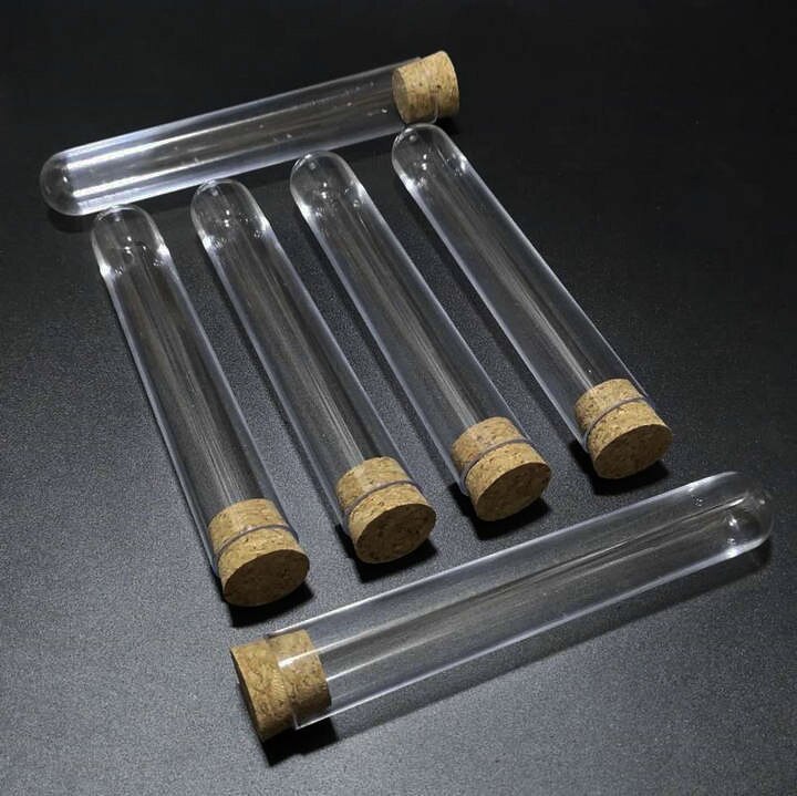 50 stk / del 25 x 150mm plastrør med rundbunn av plast med korkpropp for slags eksperimenter