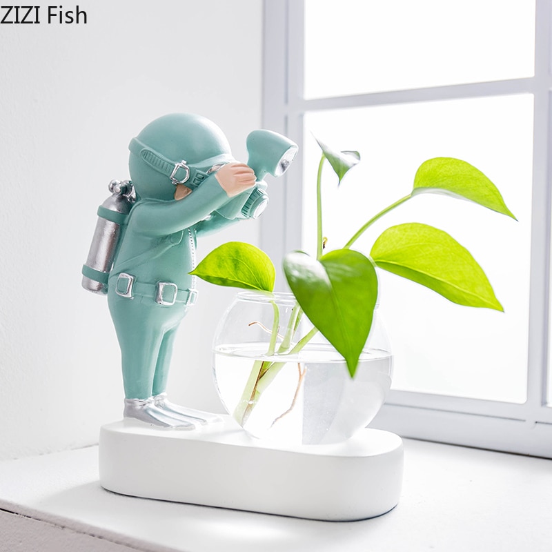Creatieve Glazen Vaas Hars Astronaut Diver Ornamenten Vazen Hydrocultuur Desktop Decor Bloemen Led Licht Pluggable Batterij