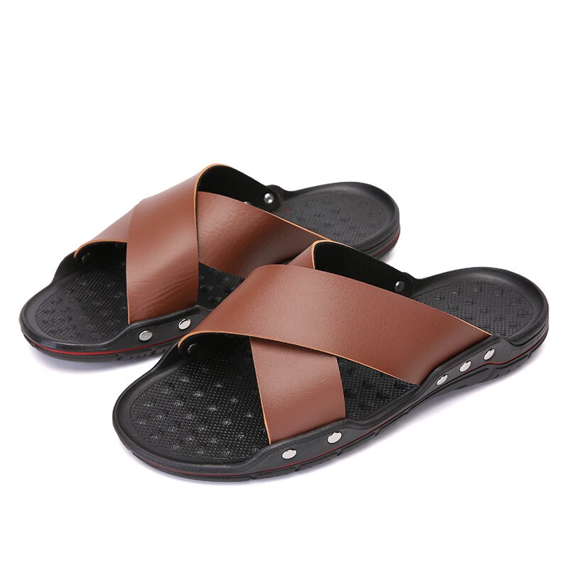 2021 nuovi sandali da uomo estivi scarpe in pelle scarpe infradito ciabatte da spiaggia due fibbie giardino esterno Chinelo maschile: Brown / 43
