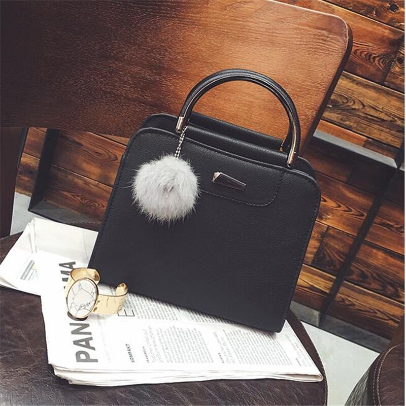 Handtas Vrouwen Casual Draagtas Vrouwelijke Grote Schoudertas Messenger Bags PU Lederen Handtas Met Bont Bal bolsa