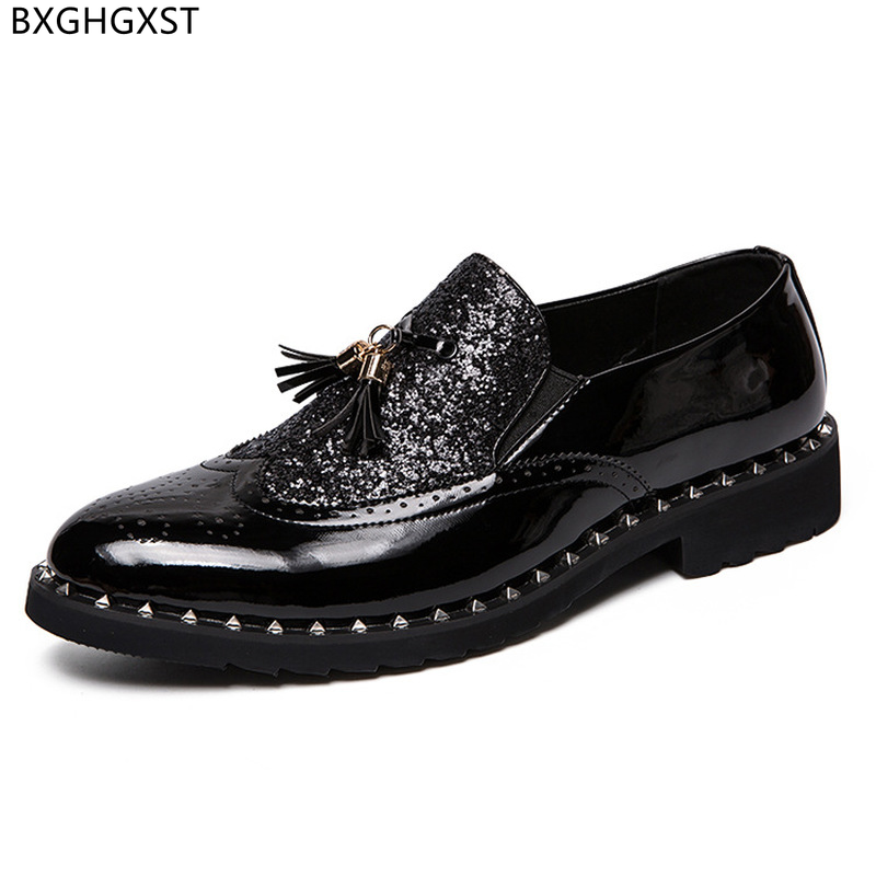 Zwarte Lakschoenen Mannen Kwastje Brogue Mannen Jurk Schoenen Loafers Pak Schoenen Voor Mannen 2022 Zapatos De Vestir Para hombres