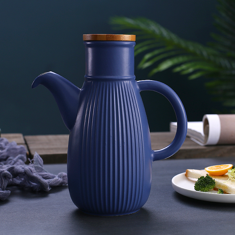 Japanische Keramik Essig Bar Öl Flasche Lagerung Haushalt Küche Werkzeuge Würze Flaschen Sojasauce Topf Öl Flasche Spender: Blau 750ml