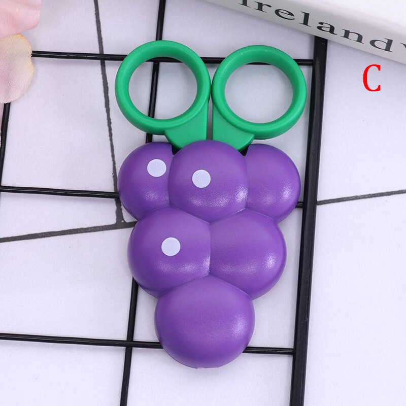 1 Uds. Tijeras bonitas Kawaii para niños con forma de fruta suministros de oficina para estudiantes seguro sin dañar las manos: C