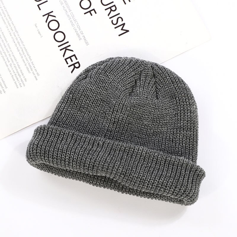 Los hombres mujer boinas calientes para el invierno sombrero pantalón corto Casual gorro de Hip Hop gorro para adultos mujer de punto de lana Beanie gorra elástico sombreros Unisex: Deep Gray