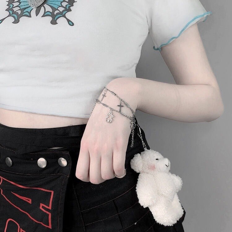Lowa2021 retro classic children's fun cool hollow out Bear Cross girl's tiaodi Bracelet