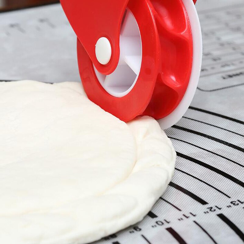 1pc pizzanudlar bakverk gitterskära bakverk paj skorpa bakverk skärverktyg bakverk paj dekor skärare plast hjul rull