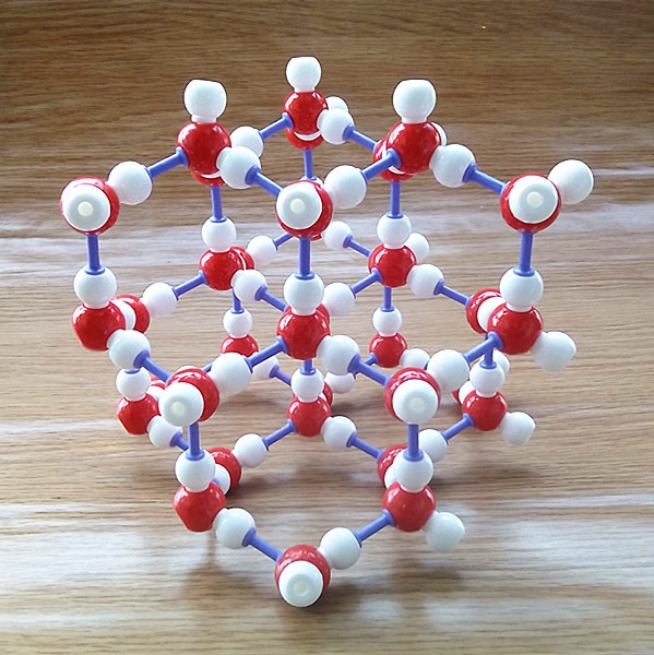 Ice H2O Crystal Structure Model Chemical crystal structure model kit Suitable for teaching and laboratory use