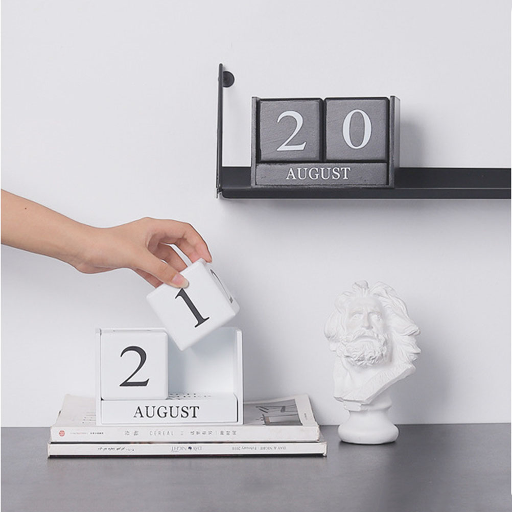 3pcs Desktop Wooden Manual Calendar Office Decoration Table Home Ornament Decor(Black)