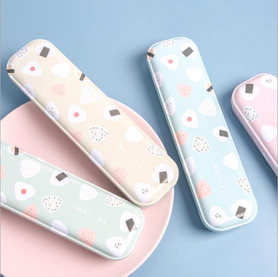 1Pcs Cartoon Koreaanse Kleine Metalen Etui Studenten Stationair Leuke Pennenbakje School Kantoorbenodigdheden