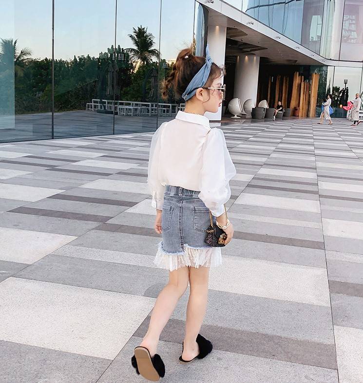 Sommer børn piger blå denim splejsning blonder mini nederdel korte jeans nederdele knælang nederdel børnetøj 4-9t