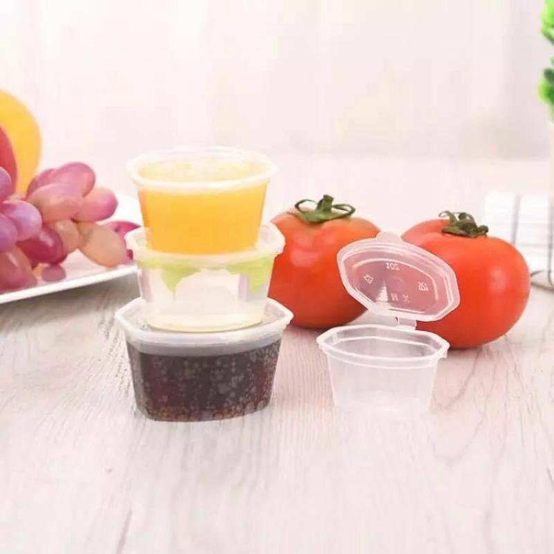25 st 25ml/50ml/75ml engångs bärbara plastsåsmuggar för matförvaring genomskinliga lådor med lock genomskinlig liten matsås
