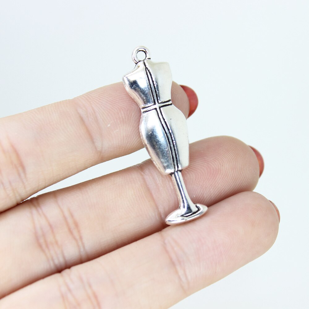 10 stück/einstellen damenkleideranhänger in antiksilber-optik, schneiderpuppen-anhänger, ohrringe, halskette, diy-schmuckherstellungszubehör