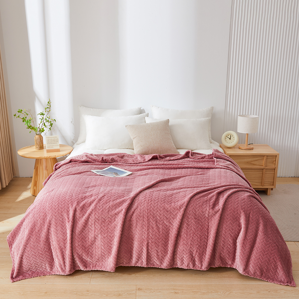 Solid Color Flannel Blanket Bedspread for Air-Condition Room with Machine Washable Faux Fur Sofa Cover Soft Plaid Blankets