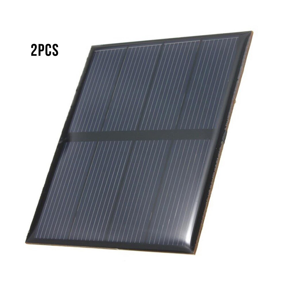 Het Opzetten Van Draden Voor Zonnepanelen Op Metaalkarkas Stock