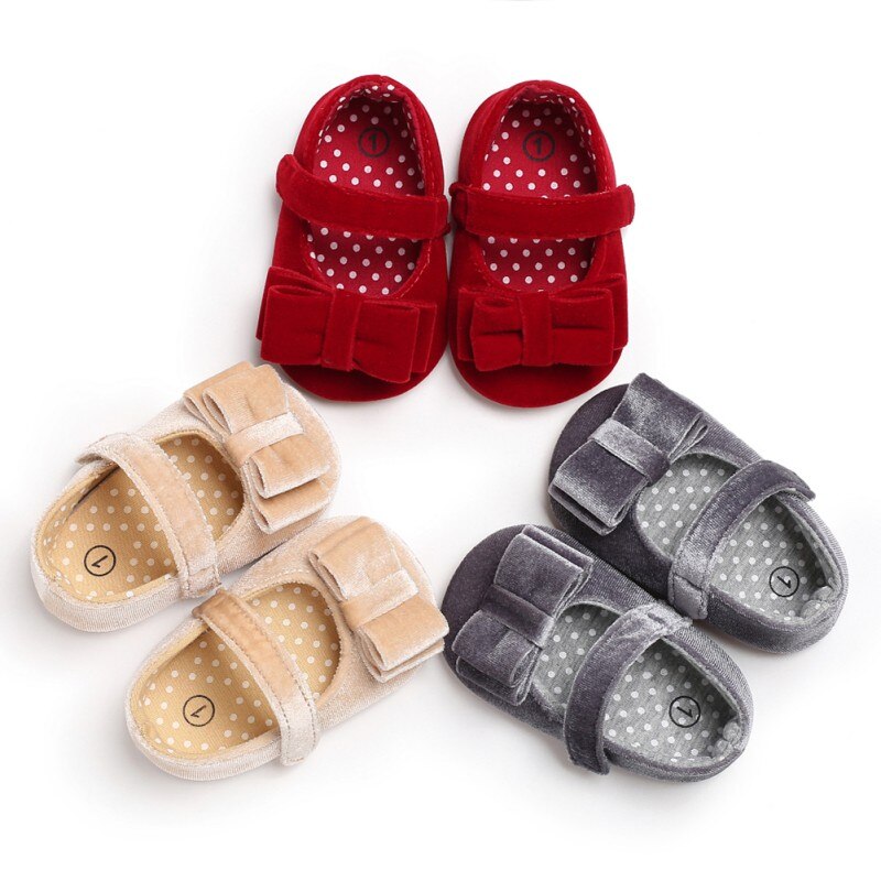 Nuovo Del Bambino Della Ragazza Scarpe Fiocco di Velluto Principessa Scarpe Per Bambini Scarpe Primipassi Neonato Mocassini Per Le Ragazze