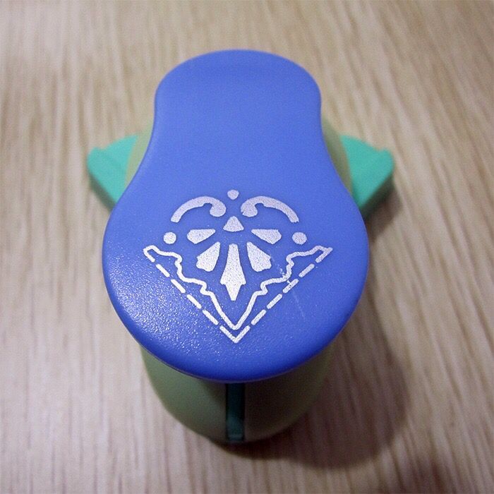 1PCS Embossing DIY Corner Paper Printing Card Cutter Scrapbook Shaper Large Embossing Device Hole Punch Kids Handmade Craft: A5